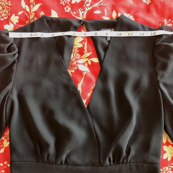 Stunning Express Puff-Shoulder V-Front Open-Back Long-Sleeve Crop Blouse XXS - Picture 12 of 16
